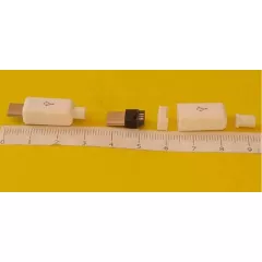 Разъем - штекер microUSB-B (5pin) на кабель; ver.2.0 С корпусом ( Прямой, Белый ) Под пайку (дл=7мм/шир=7мм) ( Micro usb B-5PBW C ) (Инд.-54)S1253 -  5pin - Радиомир Саратов