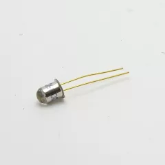 Фототранзистор 3DU5C рабочее напряжение (max) 10V; потребляемая мощность: 30mW; max: 880nM; photocurrent: 0.5-1mA; - Фототранзисторы - Радиомир Саратов