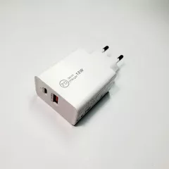 БЛОК ПИТ/ЗАРЯД УСТР 220V / USB-AF-разъем / TYPE-C-разъем; DC 5V 3.4A/9V 2A /12V 1.5A;18W;  (Функция быстрой зарядки Quick Charger); APD-889 ; (белый) для заряда смартфонов - Для мобильных устройств зарядные устройства - Радиомир Саратов