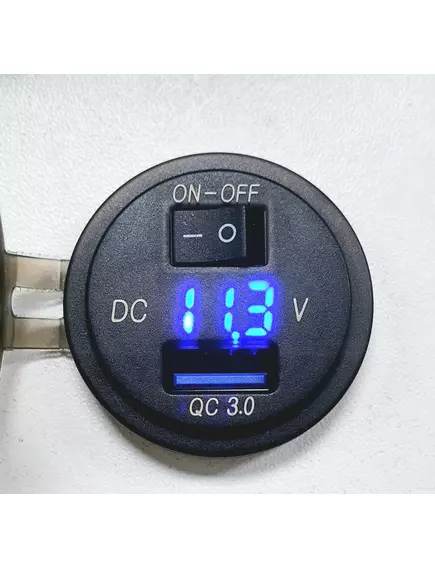 АДАПТЕР USB (2.1A;х2) (Цвет подсветки Синий) д/ зар. в Авто+ Вольтметр КРУГЛЫЙ 12V-24V DC; вых: 5v 4.2A; Поддержка быстрой зарядки QC3.0; клавишный выключатель.  2pin ( клеммы для подключ: 6,3мм ) ;+защит.заглушка - Зарядные устройства в АВТО (круглые врезные) - Радиомир Саратов