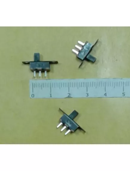 Переключатель движковый (ползунковый), 3pin, групп: 1, 2 полож., ON-ON, 50V 0.3A, под пайку, 12,8x4,5x7мм, L=6мм, DIP, нормально замкнут, толкатель: черный, корпус: черный (SS-12F13, TSH) - Движковые/Ползунковые - Радиомир Саратов