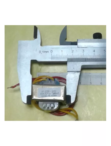 Трансформатор 220V 12V x 2 / 2 x  200mA (0,2A) 2х2.4W (37х31х31) китай (крепление 47мм) 5pin , Красн-220V , Черн.Желт.-12V , со средней точкой -  12V (2х12V=24V) - Радиомир Саратов