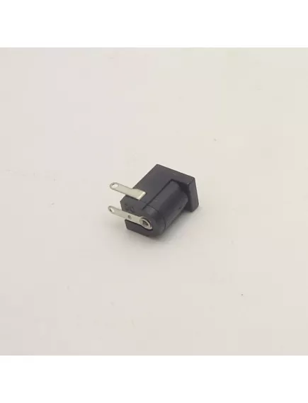 ГНЕЗДО БП 5.5/2.1 MM НА КОРПУС (2.0мм) (DC-005/PJ002/DS-210B/K375A/DJK-02A) 3pin с выкл. (черное ,горизонт. установ. угл) (Гнездо DC 5.5/2.1,) - 5.5/2.1мм - Радиомир Саратов