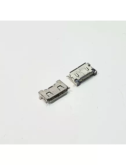 Разъем - гнездо microUSB-B (20pin) на плату поверхностный монтаж (7х11мм) (4 установочных лепестка: 2- DIP ; 2-SMD) - 20pin - Радиомир Саратов