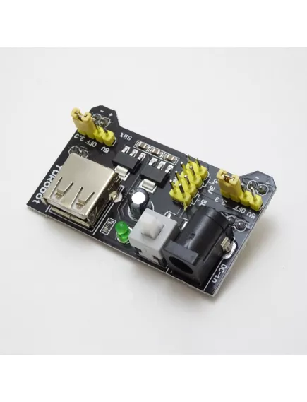 МОДУЛЬ питания макет.платы MB101 беспаечным методом  Uпит: 6,5-12V или USB (защита от переполюсовки); Вых: 3,3 и 5V (выбирается джамперами); I (max)- до 700mA; габар: 53х32х12мм; USB-выход не использовать как вход !!!!! - Модули автономного питания на АКБ - Радиомир Саратов