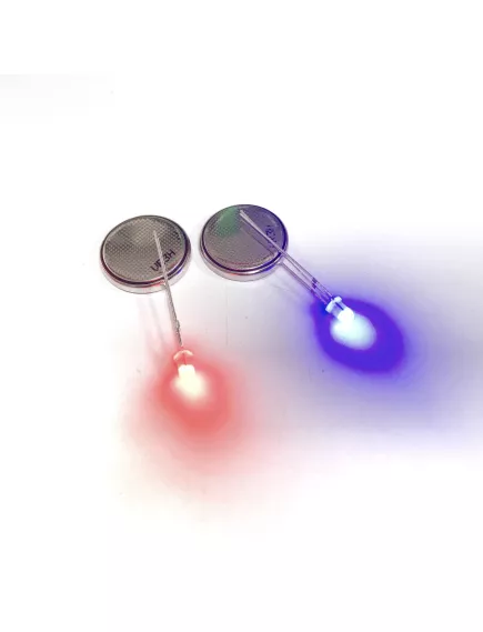 СВЕТОДИОД 3мм 2-х цв: Красно-Синий ( 400-800 mcd ) ( Цв.линзы: Белый, Матовый ) Угол свеч: 60°; Udc: 2,0-2,4v; 3pin, общий катод. ( 3019EBW ) -  3мм светодиоды - Радиомир Саратов