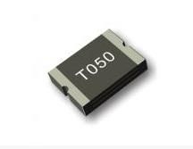 Предохранитель самовосстанавливающийся  500mA 15V SMD 1812 MF-MSMD050-2 (марк. T050) (4,37х3,07х0,38мм)