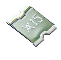 Предохранитель самовосстанавливающийся 1.5A 6V SMD 1812 C150F-2/1812 (марк. X15) 1500mA (4.73x3.41x2мм)