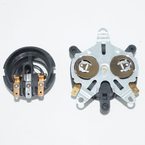 ТЕРМОСТАТ (ТЕРМОВЫКЛЮЧАТЕЛЬ) ДЛЯ ЧАЙНИКА (КОМПЛЕКТ) 10A 13A, 250V Термоавтомат U889F2 CB (две термопластины) +Установочная площадка D889N для термопот