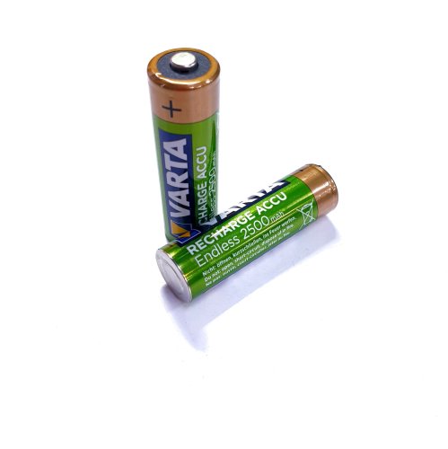 АККУМУЛЯТОР R06 ( AA/ R6 ) 2500mAh 1,2V Ni-Mh VARTA <56686> BL-4  HR6 RECHARGE ACCU Power Крайне низкий уровень саморазряда Перезарядка без эффекта 