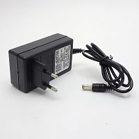 Блок питания импульсный, 12V, 1.5A, 18W, штекер: 5,5 х 2,1мм, В розетку, 85x50x30мм, вх: AC 110-240V KG-1215