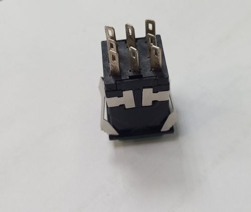 Кнопка квадратная, 8pin, ON-ON с фиксацией, AC 220/250V 3.0A, подсв.:зеленый, 16x21мм, Фланец: 18х18мм, нормально замкнут (D-321, KD2-21BER, PSW-22 Ф) фото 3