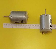 ДВИГАТЕЛЬ ЭЛЕКТРИЧЕСКИЙ DC12V 38x27mm (реж. холост. хода -5000об/мин , 0.16A) 385-12V (38 х 27мм цилиндрич.вал 2мм длина 15мм) жест. выводы (385 12v)