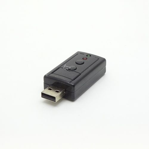 Звуковая карта внешняя USB TRUA71, 2.0  Чип: C-Media CM108 Разрядность ЦАП: 24 bit Максимальная частота ЦАП: 48 КГц микрофонный вход/гнездо для наушни