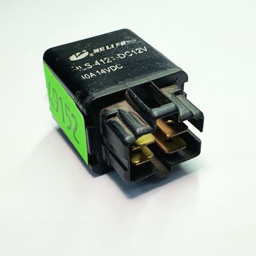 Реле э/м DC12V 30A 4pin, в панель/под клеммы, Контакты: 1гр. на замыкание (1А) (14VDC/30A) 28x24x30мм (HE LI SHUN HLS-4121) Сокет для установки: Клемм фото 2