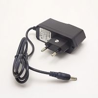 Блок питания импульсный, 5V, 1.5A, 7.5W, штекер: 3,5 х 1,35мм, В розетку, 70x40x25мм, вх: AC 220-250V A-5V-1A