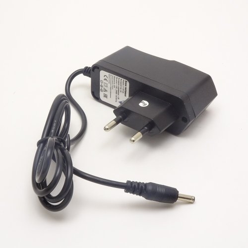 Блок питания импульсный, 5V, 1.5A, 7.5W, штекер: 3,5 х 1,35мм, В розетку, 70x40x25мм, вх: AC 220-250V A-5V-1A