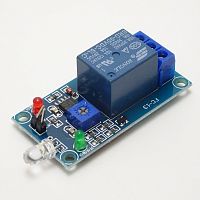 МОДУЛЬ Реле с фотодиодом для ARDUINO Uпит: 5V М/сх: LM393 Реле (10A 250VAC/ 10A 30VDC) переключается при освещении фотодиода.