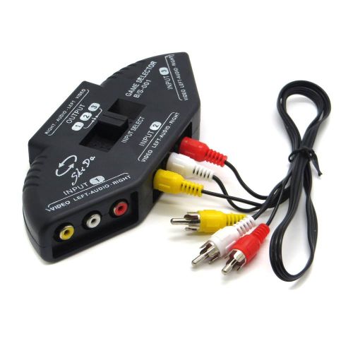 КОММУТАТОР AV 1 вход(RCA)/3 вых.(RCA) (SWITCH) кнопка ручн. перекл.; кабель 3RCA-3RCA (0,55м) в комплекте; позволяет переключать 3 источника аудио и в