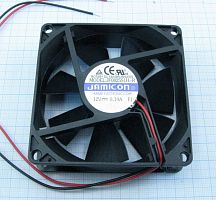 Вентилятор компьютерный DC12V, 80x80x25мм, 7 лопастей, 3000об/мин., подш. скольжения, разъем: фишка-2pin, 2pin, 0.19A 2.28W Jamicon JF0825S1H-R/JF0825