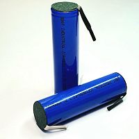 АККУМУЛЯТОР  18650 3,7V 2200mAh Li-ION QBAT INDUSTRIAL ICR18650-FT 18х65мм Без платы защиты; с лепестками; Для электронных сигарет