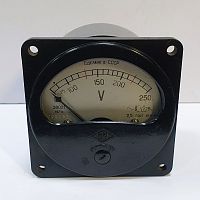 Вольтметр Щитовой Э8021 AC 0-250V Стрелочный электромагнитный (Класс точности 2,5) (80 х 80 х 71мм ), 1971 г.в. - СССР (0-100-150-200-250) Без паспорт