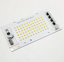 МАТРИЦА СВ/ДИОДНАЯ 220VAC  50W БЕЛЫЙ 70LED/ SMD 2835 ; 6000k; габариты:112х62х2мм для прожектора; на алюминиевой подложке; (YBLV28550)