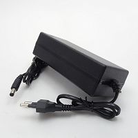 Блок питания импульсный, 18V,  4.0A, 72W, штекер: 5,5 х 2,5мм, 135x60x40мм, вх: AC 110-240V, Встроенный сетевой шнур LP-56
