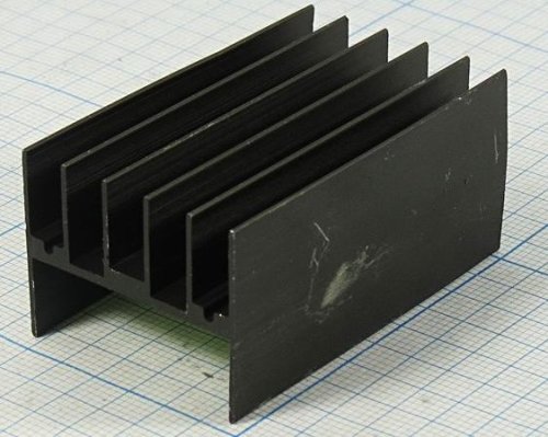 Радиатор BLA021-50 (26028) (50x30x24) Радиатор BLA021-50 (26028) (50x30x24)