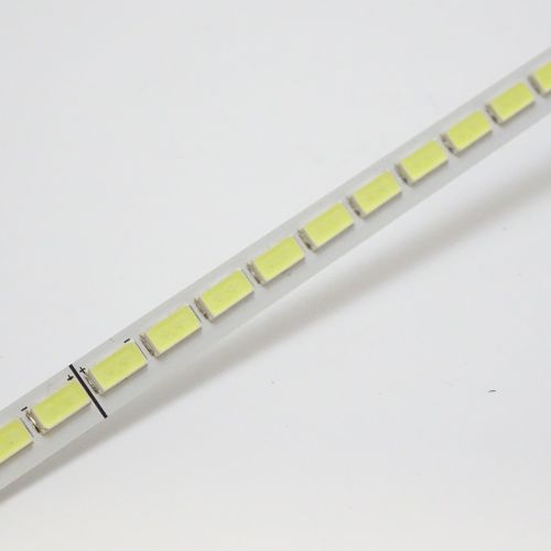 Светодиодная планка для подсветки 40" 6V (80LED) 2012SGSTS550A66-80LED-rov01 (677мм) разъем 3pin Гн., по одному с обеих сторон, платформа алюмин. Светодиодная планка для подсветки 40" 6V (80LED) 2012SGSTS550A66-80LED-rov01 (677мм) разъем 3pin Гн., по одному с обеих сторон, платформа алюмин.